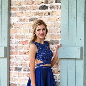 Meet your Posher, Jillian